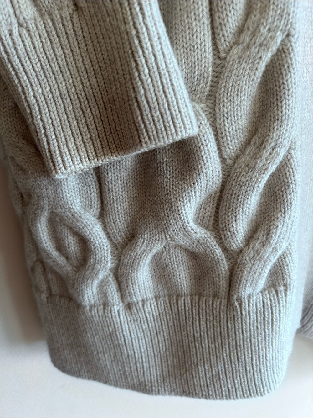 Aritzia Wilfred Light Grey Cable Knit Merino Wool Charliza Cardigan Women XS - Picture 8 of 16